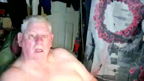 canoelicker69 online show from May 28, 5:21 pm
