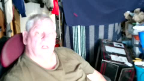 canoelicker69 online show from July 12, 2:41 pm
