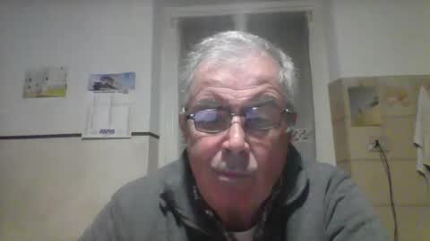 Snapshot of cantera577 chatting on December 1, 6:24 pm cantera577 online show from December 1, 6:24 pm