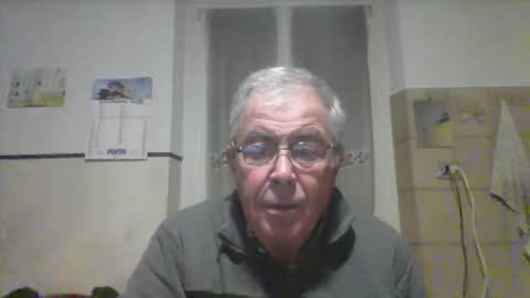 Snapshot of cantera577 chatting on December 4, 10:29 pm cantera577 online show from December 4, 10:29 pm