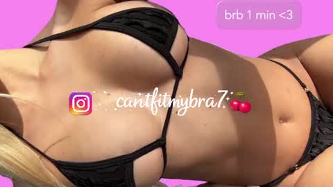 Snapshot of cantfitmybra chatting on June 29, 9:26 am your queen online show from June 29, 9:26 am