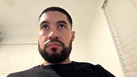 cappinrc8 online show from December 17, 4:40 am