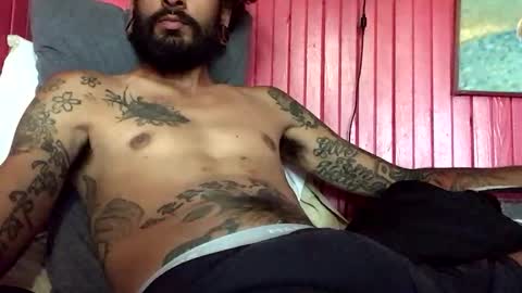 Snapshot of capt_thatcher chatting on March 28, 12:54 am capt_thatcher online show from March 28, 12:54 am