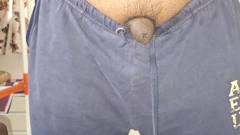 Snapshot of captain_juicyprecum chatting on December 12, 6:36 am captian juicyprecum online show from December 12, 6:36 am