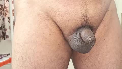 Snapshot of captain_juicyprecum chatting on February 3, 4:35 am captian juicyprecum online show from February 3, 4:35 am