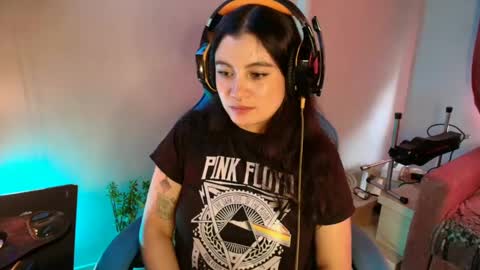 cara890713 online show from February 21, 4:16 pm