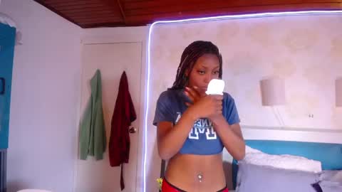 caramel_kiss_ online show from June 1, 12:18 pm
