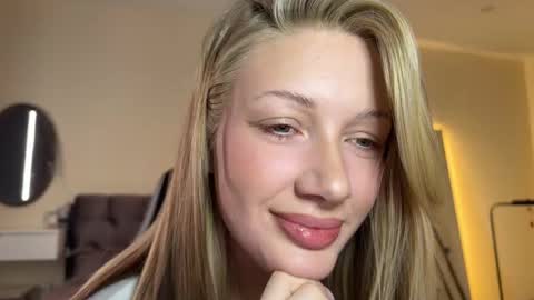 Stella online show from February 5, 11:26 am