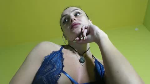 Snapshot of caramella02 chatting on April 29, 6:17 am Caramella online show from April 29, 6:17 am