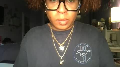 caramelmina online show from April 22, 12:02 am