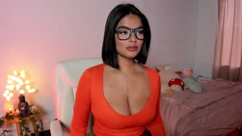              online show from December 9, 10:52 pm