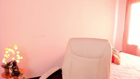              online show from January 23, 9:50 pm