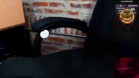 carameltoy4 online show from January 11, 8:52 am