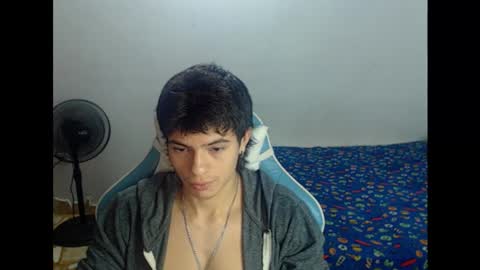 Snapshot of carapalida9008 chatting on October 18, 3:13 pm carapalida9008 online show from October 18, 3:13 pm