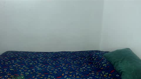 Snapshot of carapalida9008 chatting on November 25, 1:44 pm carapalida9008 online show from November 25, 1:44 pm