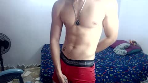 Snapshot of carapalida9008 chatting on December 15, 11:31 pm carapalida9008 online show from December 15, 11:31 pm