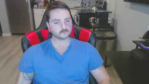 Snapshot of cardi_beans chatting on February 24, 6:36 pm cardi_beans online show from February 24, 6:36 pm