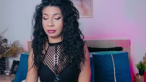 Snapshot of cardi_sin chatting on April 22, 10:17 am cardi_sin online show from April 22, 10:17 am