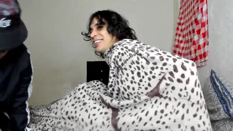 Carlos and Cristian  online show from January 22, 9:02 am