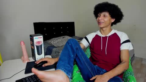 Carlos and Cristian  online show from September 17, 7:15 pm