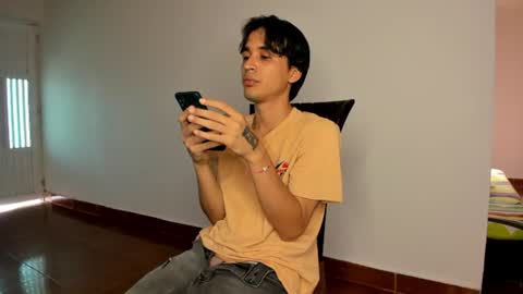 Carlos and Cristian  online show from July 15, 9:09 pm