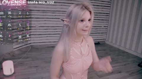 NONA    follow online show from March 28, 6:13 am