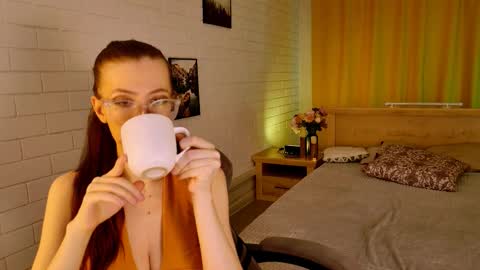 Snapshot of careyjonas chatting on March 8, 5:39 pm careyjonas online show from March 8, 5:39 pm