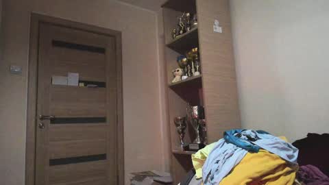 Laz online show from January 24, 3:11 am