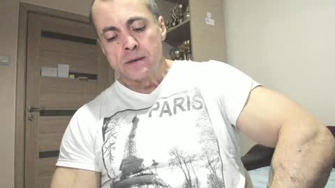 Laz online show from February 1, 10:13 pm