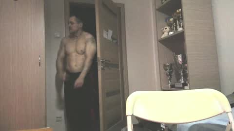 Laz online show from February 7, 9:04 pm