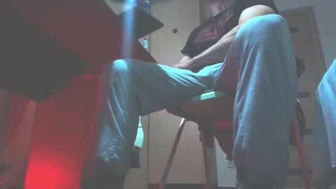 Laz online show from October 14, 7:03 pm