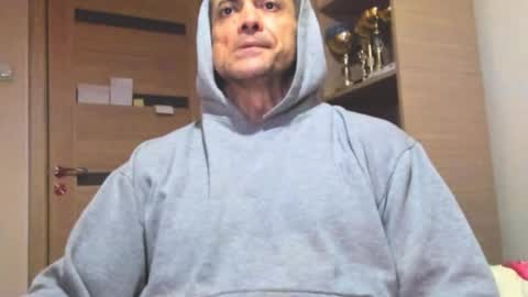 Snapshot of carin_the_body chatting on November 20, 10:59 am Laz online show from November 20, 10:59 am