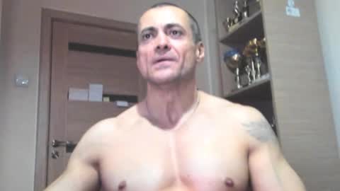 Snapshot of carin_the_body chatting on November 28, 2:53 pm Laz online show from November 28, 2:53 pm