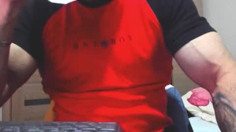 Snapshot of carin_the_body chatting on December 1, 7:08 pm Laz online show from December 1, 7:08 pm