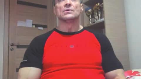 Snapshot of carin_the_body chatting on December 2, 8:59 pm Laz online show from December 2, 8:59 pm