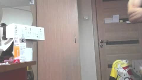 Snapshot of carin_the_body chatting on December 13, 10:04 pm Laz online show from December 13, 10:04 pm