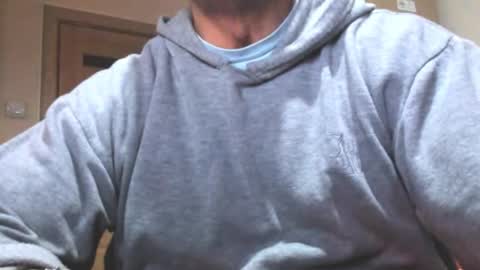 Snapshot of carin_the_body chatting on December 19, 4:36 pm Laz online show from December 19, 4:36 pm