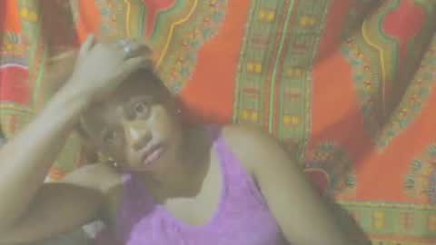 Snapshot of carinesexy69 chatting on December 3, 9:45 pm carinesexy69 online show from December 3, 9:45 pm