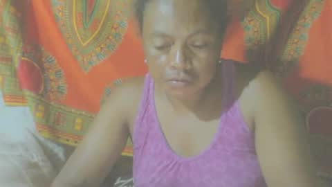Snapshot of carinesexy69 chatting on December 10, 10:05 pm carinesexy69 online show from December 10, 10:05 pm