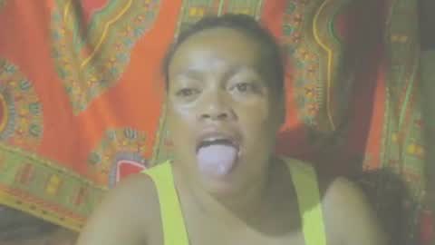 Snapshot of carinesexy69 chatting on February 1, 8:58 pm carinesexy69 online show from February 1, 8:58 pm