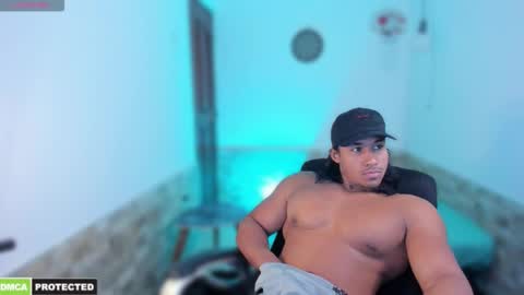 Snapshot of carl_smithh chatting on November 13, 4:44 am Carl online show from November 13, 4:44 am