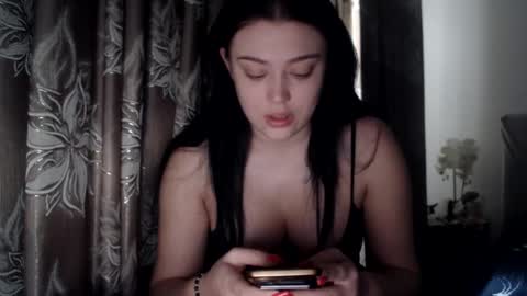 carla469323 online show from December 2, 10:39 am