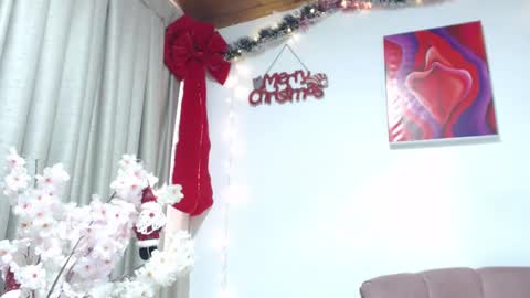 carla_77 online show from December 19, 5:08 pm