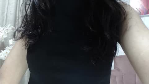 carla_77 online show from January 2, 12:57 pm