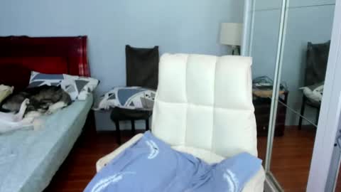 carla_bigcock09 online show from January 11, 1:22 pm