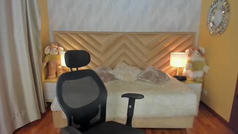 Carla Santini online show from December 19, 9:28 pm