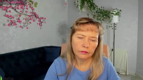 Snapshot of carla_vogue chatting on November 28, 10:51 am Carla Vogue online show from November 28, 10:51 am