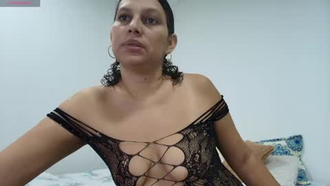 Snapshot of carlaantonellii chatting on May 20, 1:06 pm carlaantonellii online show from May 20, 1:06 pm