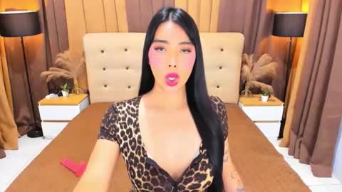 carlagreyson online show from March 28, 3:28 am