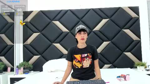 Carla Linares online show from July 16, 7:31 pm